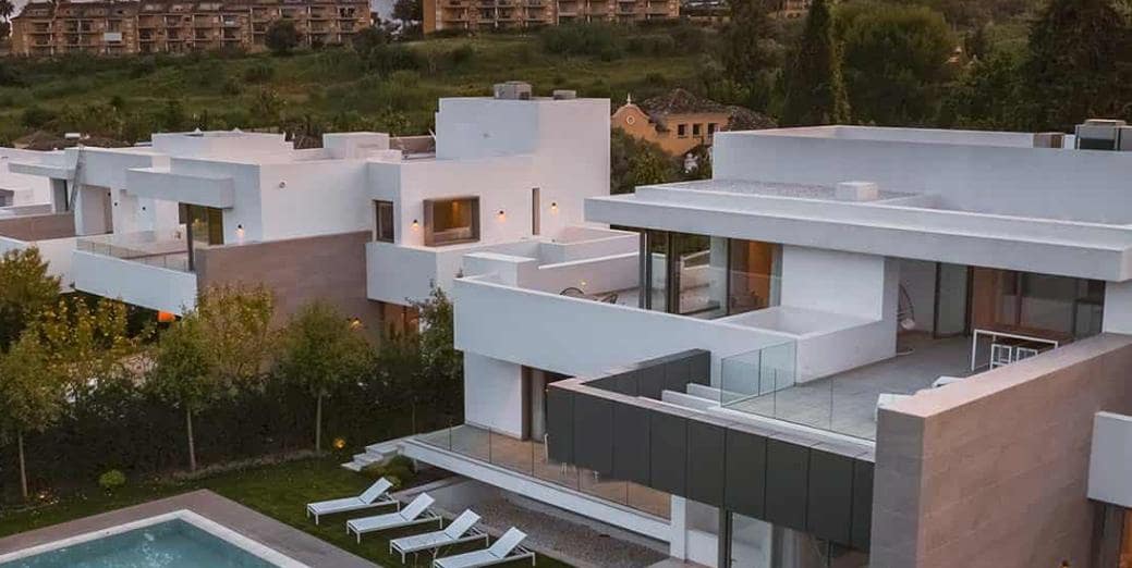 5 soveværelse Villa til salg i Marbella med swimmingpool garage - € 2.295.000 (Ref: 9607948)