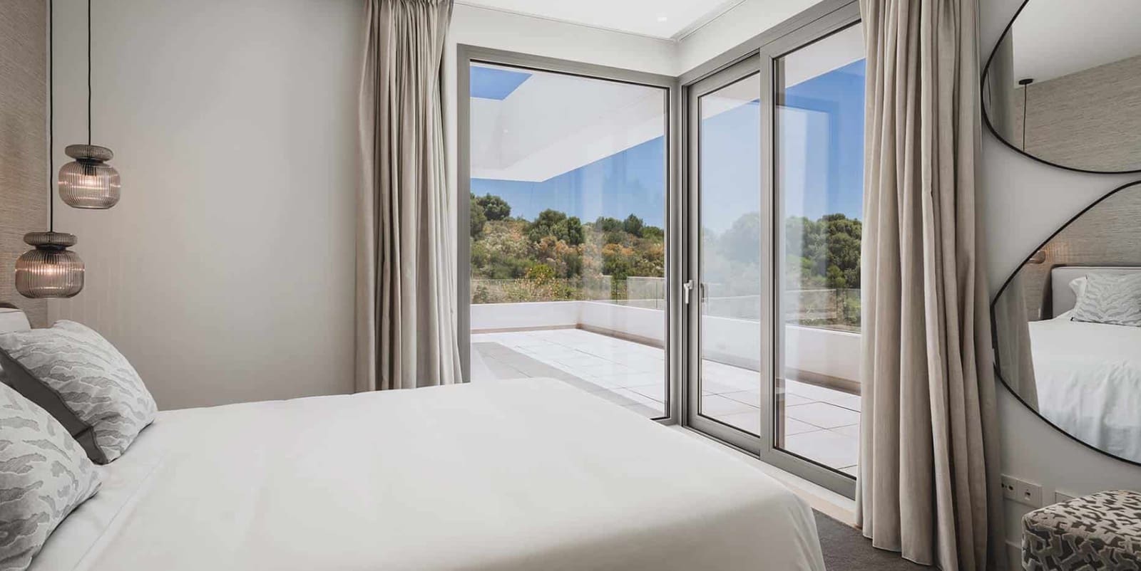 5 soveværelse Villa til salg i Marbella med swimmingpool garage - € 2.295.000 (Ref: 9607948)