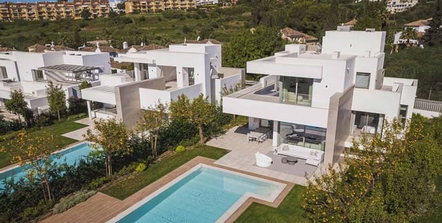 5 soveværelse Villa til salg i Marbella med swimmingpool garage - € 2.295.000 (Ref: 9607948)