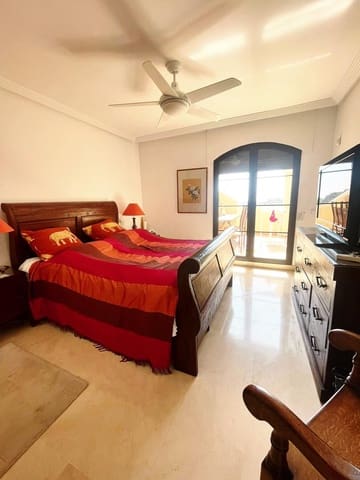 2 soverom Leilighet til salgs i Marbella med svømmebasseng garasje - € 450 000 (Ref: 9614190)