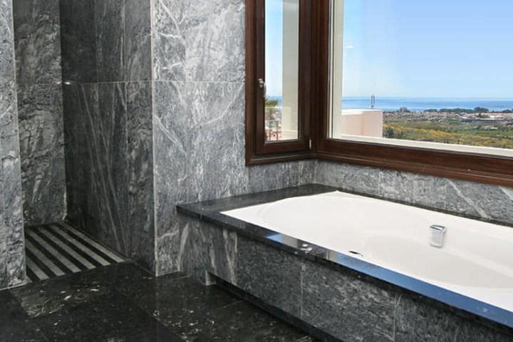 5 slaapkamer Villa te koop in Benahavis met zwembad garage - € 3.900.000 (Ref: 9725162)