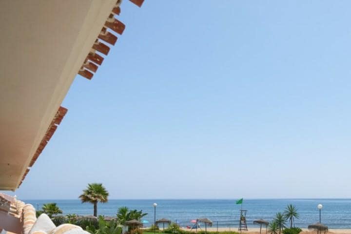 2 slaapkamer Appartement te koop in Calahonda met zwembad garage - € 499.000 (Ref: 9725166)