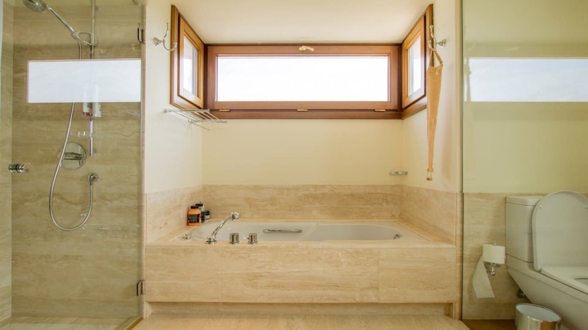 5 soveværelse Villa til salg i Los Flamingos med swimmingpool garage - € 1.990.050 (Ref: 9725167)