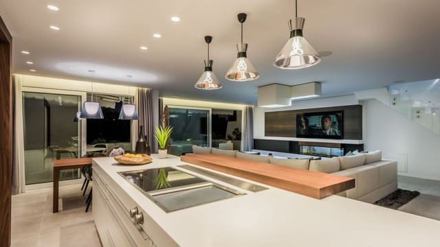 3 sovrum Takvåning till salu i Marbella med pool garage - 2 495 000 € (Ref: 9725170)