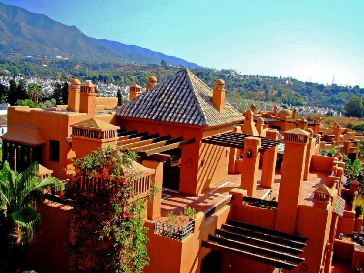 3 slaapkamer Penthouse te koop in Marbella met zwembad garage - € 1.200.000 (Ref: 9725198)