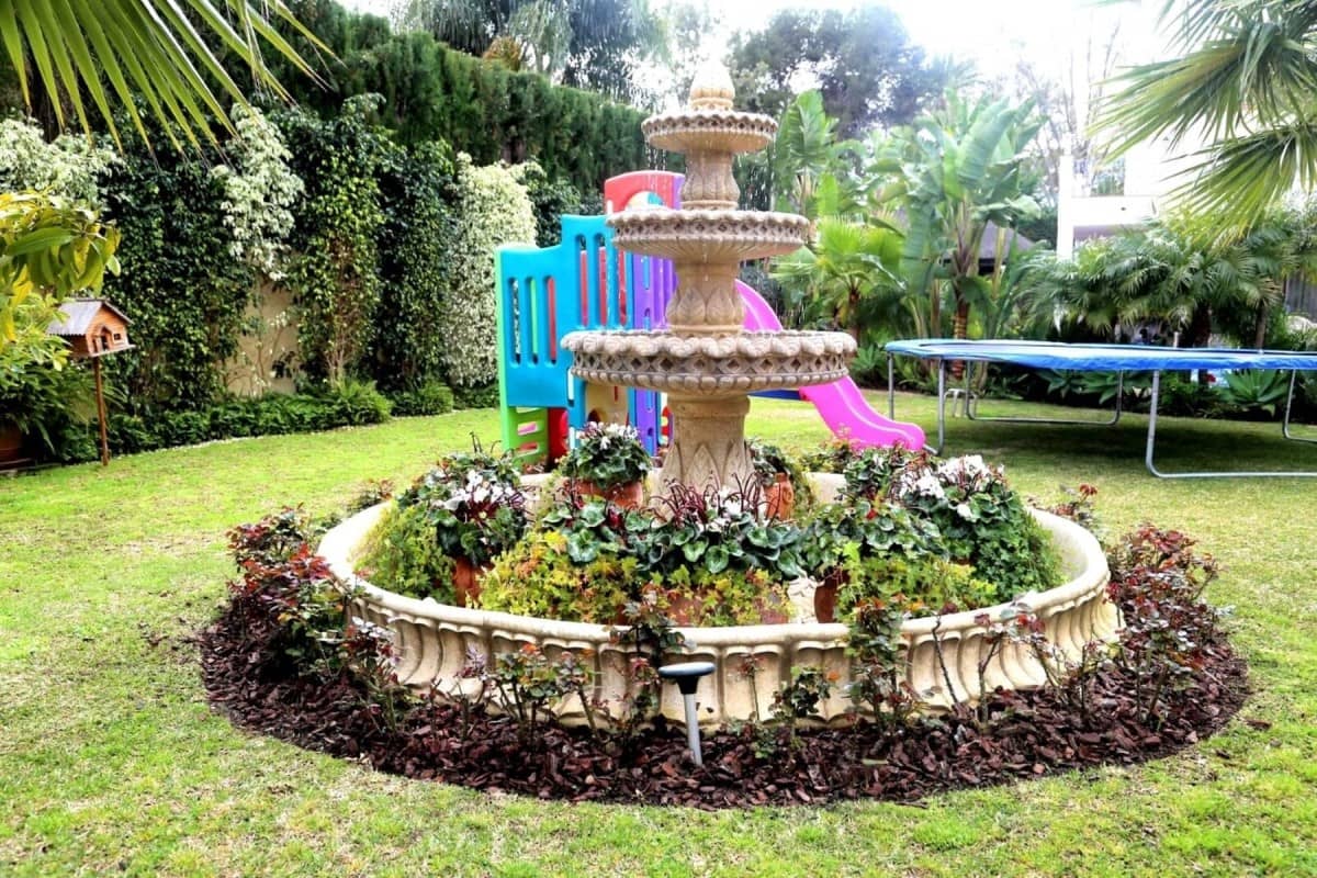 5 soveværelse Villa til salg i Marbella med swimmingpool garage - € 1.950.000 (Ref: 9725211)