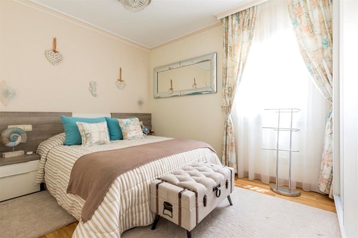 4 camera da letto Villa in vendita in Marbella con piscina - 1.200.000 € (Rif: 9725213)