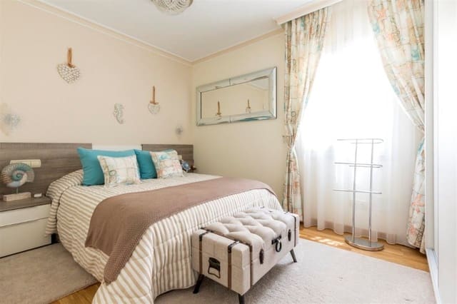 4 camera da letto Villa in vendita in Marbella con piscina - 1.200.000 € (Rif: 9725213)