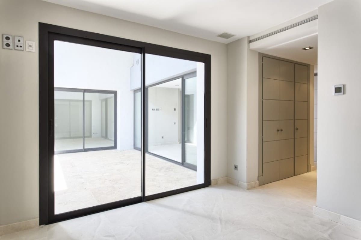 Chalet de 6 habitaciones en Marbella en venta con piscina garaje - 3.500.000 € (Ref: 9725227)