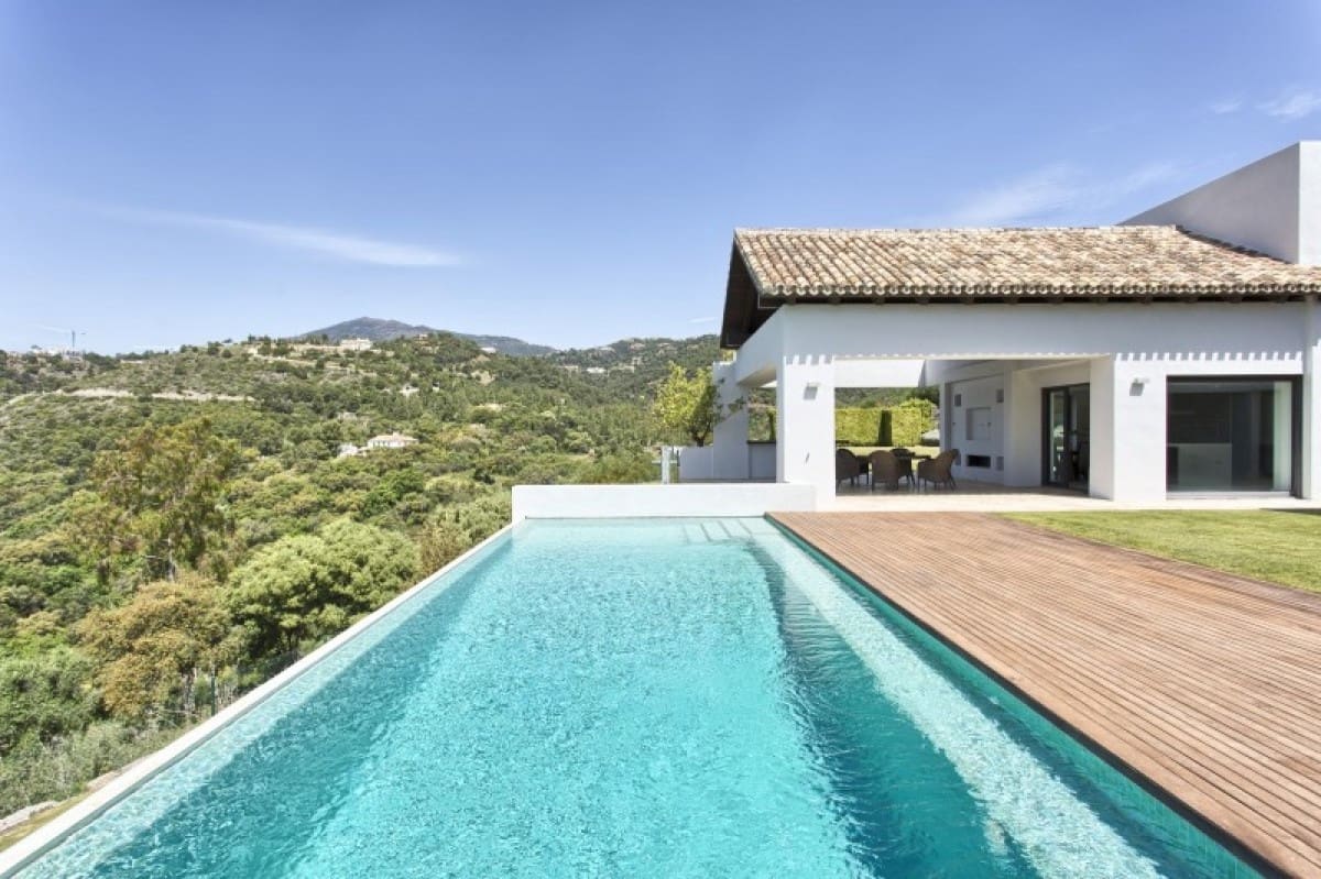 Chalet de 6 habitaciones en Marbella en venta con piscina garaje - 3.500.000 € (Ref: 9725227)