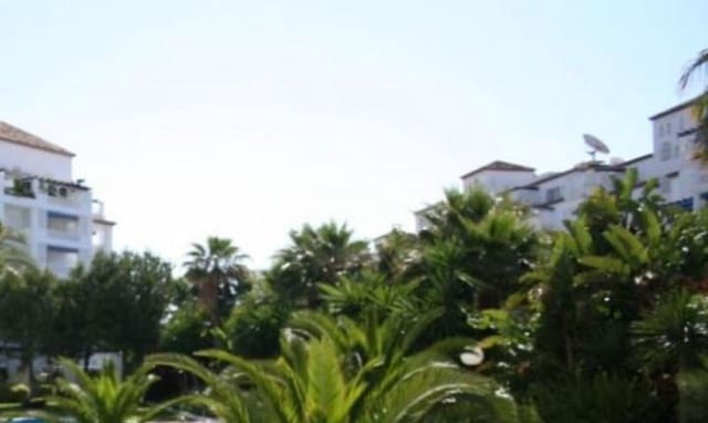 2 sypialnia Apartament na sprzedaż w Marbella z basenem garażem - 604 000 € (Ref: 9725232)