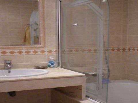 Apartamento de 2 habitaciones en Golden Mile en venta con piscina - 347.500 € (Ref: 9725243)