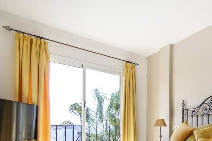 Apartamento de 2 habitaciones en Golden Mile en venta con piscina - 347.500 € (Ref: 9725243)