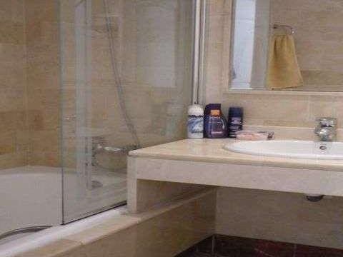 Apartamento de 2 habitaciones en Golden Mile en venta con piscina - 347.500 € (Ref: 9725243)