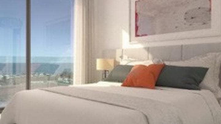 3 bedroom Apartment for sale in Marbella with pool garage - € 350,000 (Ref: 9725244)