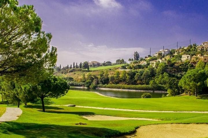 3 soveværelse Lejlighed til salg i Benahavis med swimmingpool garage - € 375.000 (Ref: 9725259)