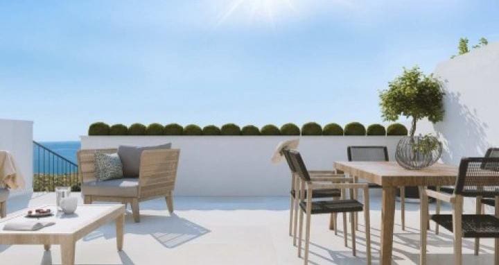 4 chambre Maison de Ville à vendre à Fuengirola avec piscine garage - 460 500 € (Ref: 9725274)