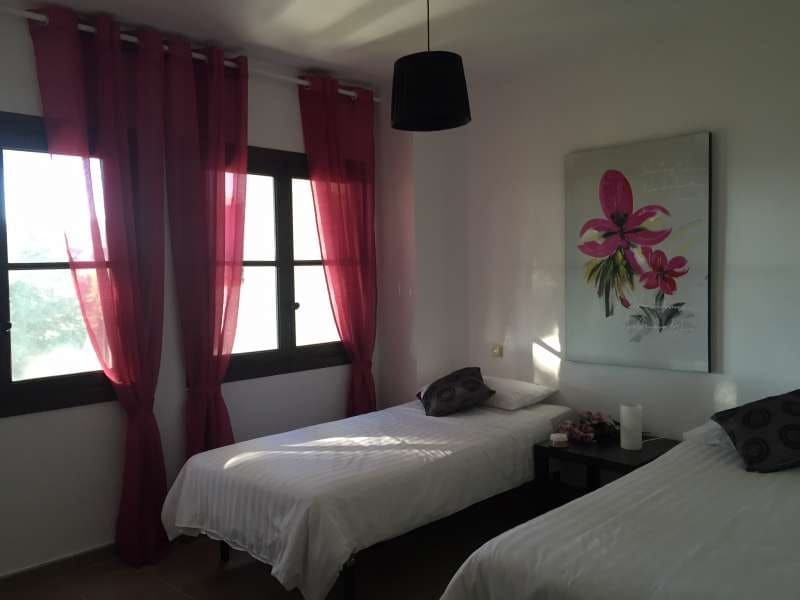 3 sypialnia Penthouse na sprzedaż w Marbella z basenem - 339 000 € (Ref: 9725291)