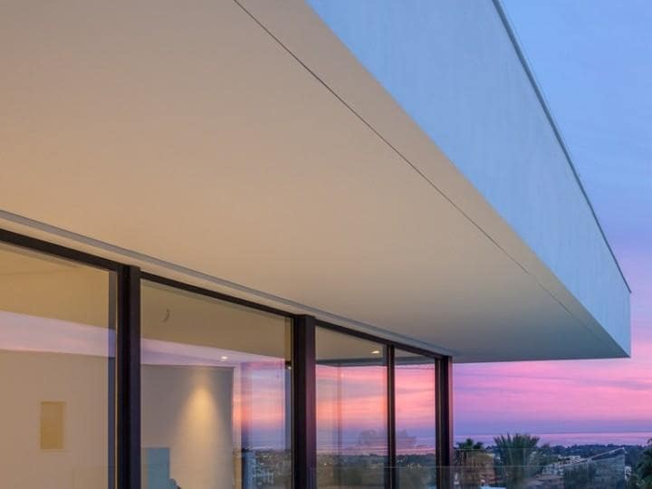 4 Zimmer Villa zu verkaufen in Benahavis mit Pool Garage - 2.000.000 € (Ref: 9725301)