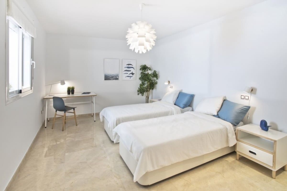2 Zimmer Apartment zu verkaufen in Marbella mit Pool Garage - 374.000 € (Ref: 9725307)