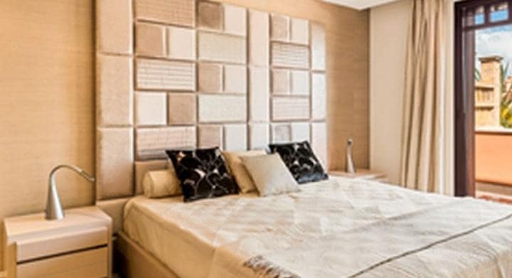 3 bedroom Penthouse for sale in Marbella with pool - € 1,595,000 (Ref: 9725309)