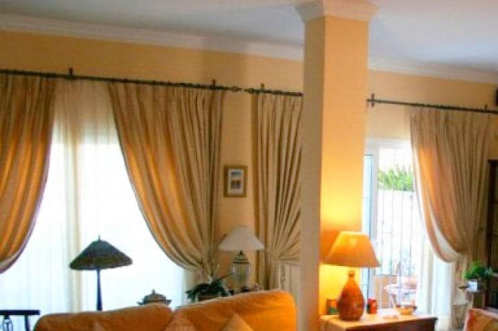 4 chambre Maison de Ville à vendre à Marbella avec piscine - 490 000 € (Ref: 9725313)