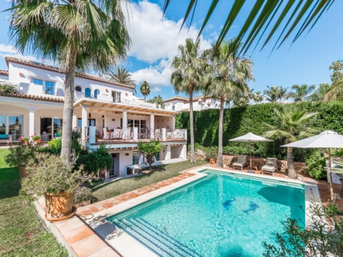5 soveværelse Villa til salg i Marbella med swimmingpool - € 1.595.000 (Ref: 9725330)