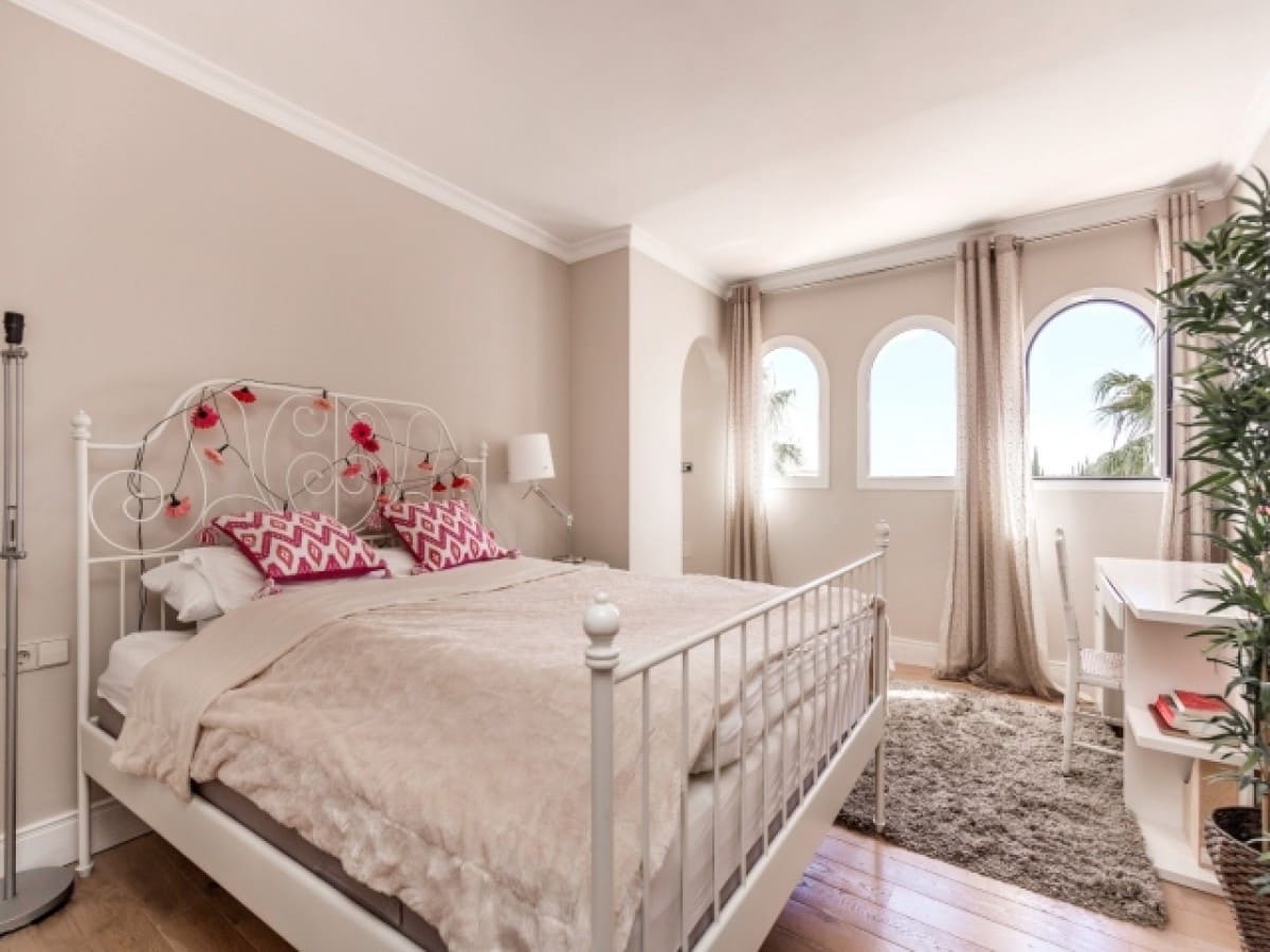 5 soveværelse Villa til salg i Marbella med swimmingpool - € 1.595.000 (Ref: 9725330)