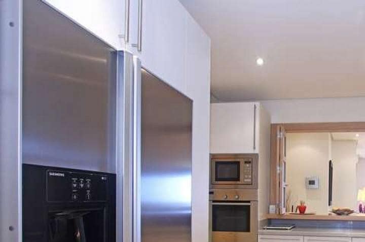 2 quarto Penthouse para venda em Marbella com piscina garagem - 1 100 000 € (Ref: 9725349)