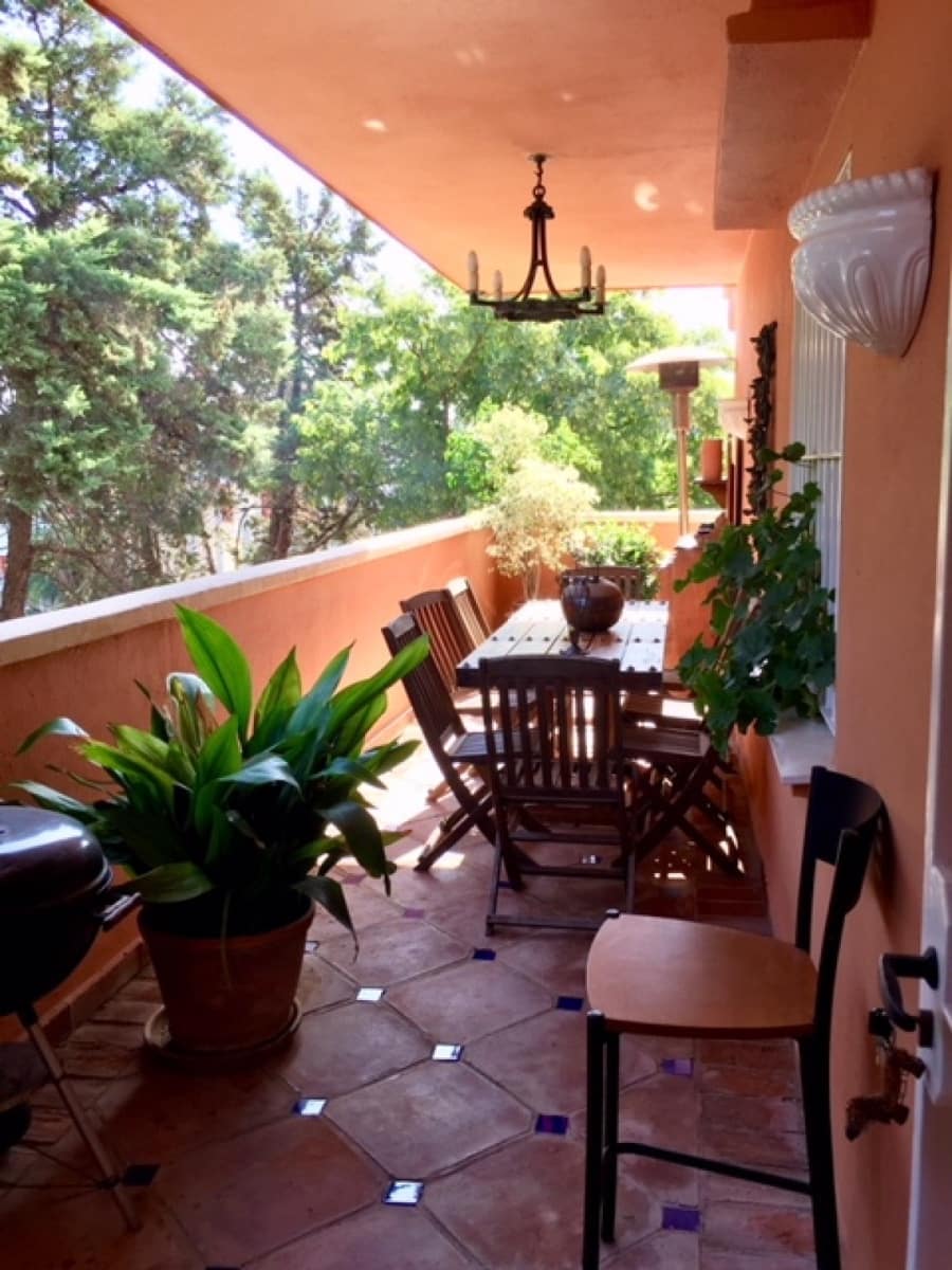 3 sovrum Lägenhet till salu i Marbella med pool garage - 460 000 € (Ref: 9725353)