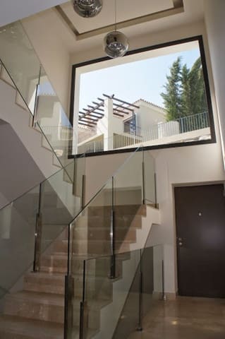 5 soveværelse Villa til salg i Benahavís med swimmingpool garage - € 1.295.000 (Ref: 9725354)