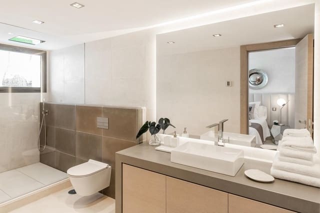 5 chambre Villa/Maison à vendre à Marbella avec piscine garage - 2 450 000 € (Ref: 9725355)