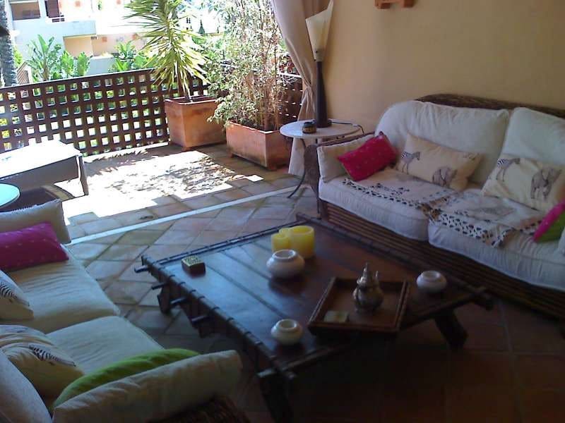 3 slaapkamer Appartement te koop in Marbella met zwembad - € 640.000 (Ref: 9725357)
