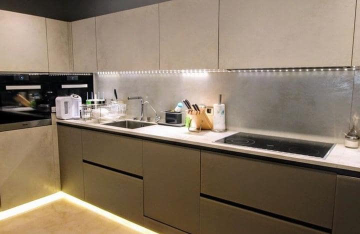 2 soverom Leilighet til salgs i Marbella med svømmebasseng garasje - € 790 000 (Ref: 9725361)