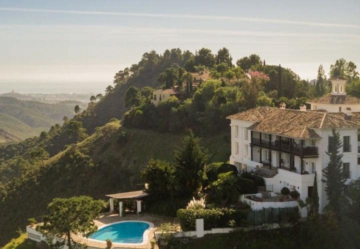 5 sovrum Villa till salu i Benahavis med pool garage - 3 500 000 € (Ref: 9725364)