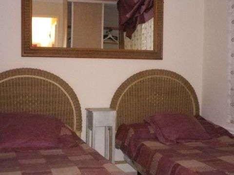 Apartamento de 3 habitaciones en Marbella en venta con piscina - 895.000 € (Ref: 9725376)