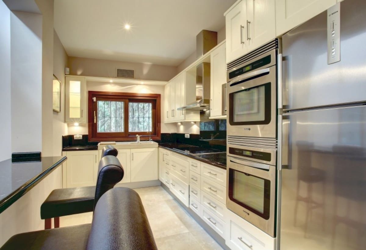 4 camera da letto Villa in vendita in Benahavis con piscina garage - 1.325.000 € (Rif: 9725385)