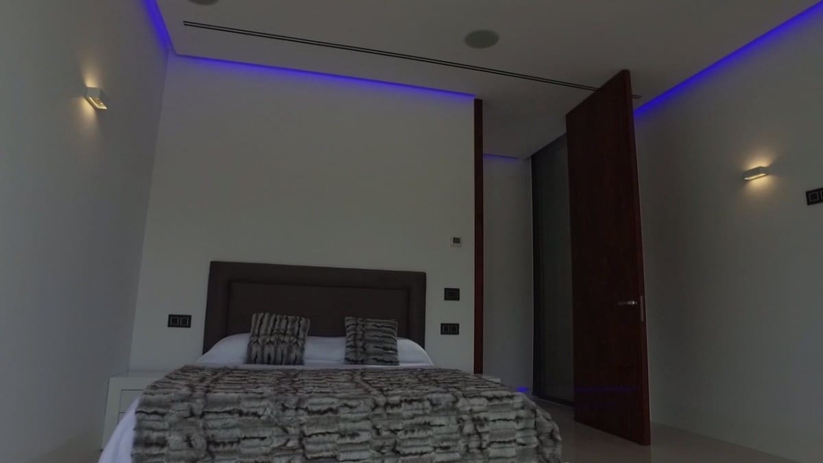 5 slaapkamer Villa te koop in Marbella met zwembad garage - € 2.700.000 (Ref: 9725391)