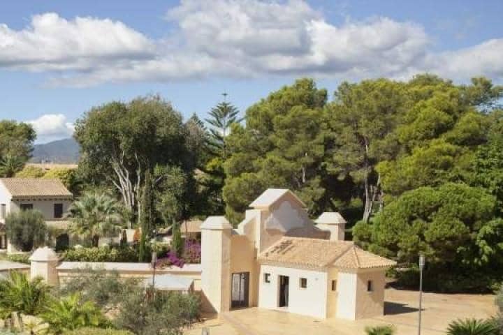 4 chambre Appartement à vendre à Puerto Banus avec piscine garage - 1 163 500 € (Ref: 9725395)