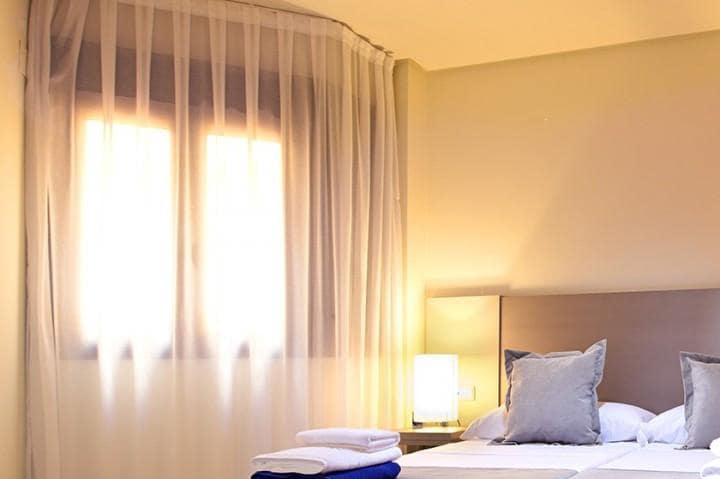 4 chambre Appartement à vendre à Puerto Banus avec piscine garage - 1 163 500 € (Ref: 9725395)