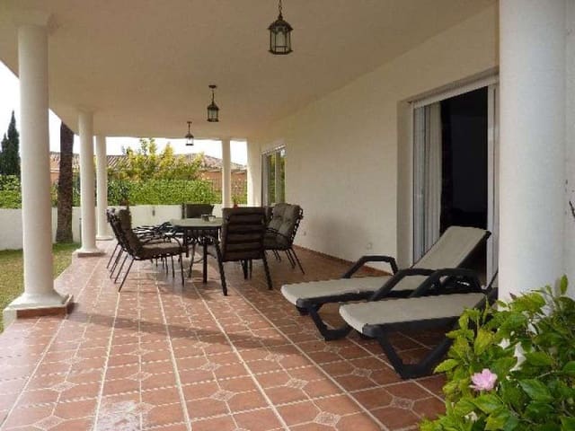 5 soveværelse Villa til salg i Marbella med swimmingpool garage - € 1.495.000 (Ref: 9725397)