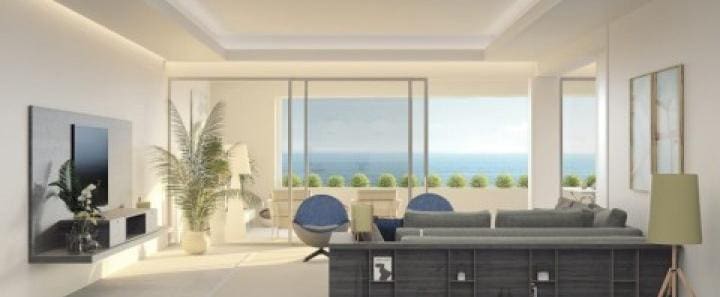 3 sovrum Lägenhet till salu i Estepona med pool garage - 649 000 € (Ref: 9725406)