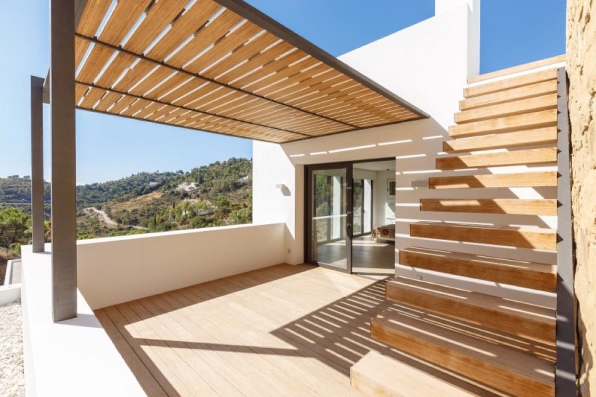 5 sovrum Villa till salu i Benahavis med pool garage - 2 795 000 € (Ref: 9725409)