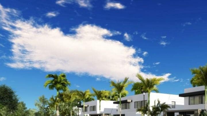 4 makuuhuone Huvila myytävänä paikassa Marbella mukana uima-altaan 
autotalli - 389 000 € (Ref: 9725419)