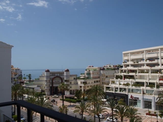 3 soveværelse Penthouse til salg i Puerto Banus, Marbella med swimmingpool garage - € 549.500 (Ref: 9725433)