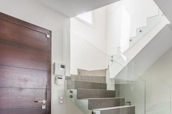 4 Zimmer Villa zu verkaufen in Puerto Banus mit Pool Garage - 1.995.000 € (Ref: 9725434)