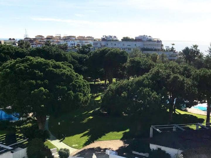3 soverom Leilighet til salgs i Puerto Banus med svømmebasseng garasje - € 1 350 000 (Ref: 9725442)