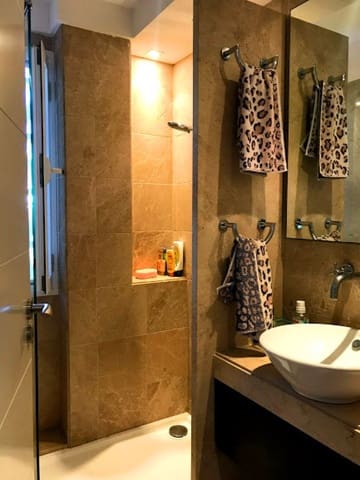 3 Zimmer Apartment zu verkaufen in Puerto Banus, Marbella mit Pool Garage - 1.350.000 € (Ref: 9725442)