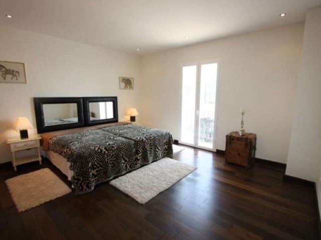 2 chambre Appartement à vendre à Puerto Banus, Marbella avec piscine - 995 000 € (Ref: 9725462)