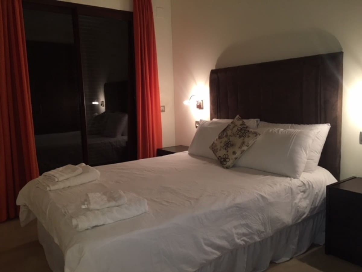 3 quarto Apartamento para venda em Puerto Banus com piscina garagem - 525 000 € (Ref: 9725470)